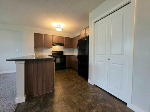 102-709 6 Ave Se, Slave Lake, AB 