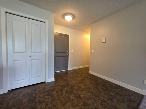 102-709 6 Ave Se, Slave Lake, AB 