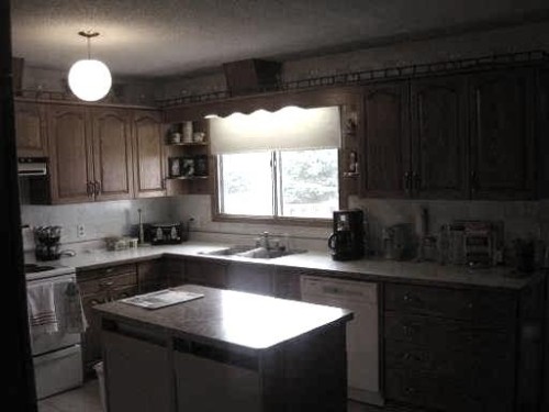 813 7 A Street, Fox Creek, AB 