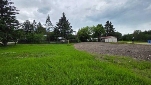 312 3Rd Street, Blue Ridge, AB 