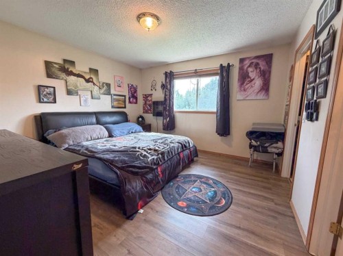 64 Park Circle, Whitecourt, AB 