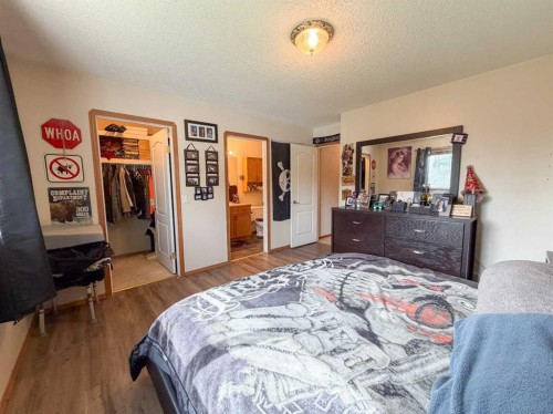 64 Park Circle, Whitecourt, AB 