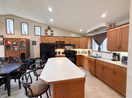 64 Park Circle, Whitecourt, AB 