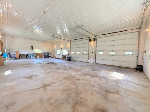 645045 Range Road 211, Rural Athabasca County, AB - Indoor Photo Showing Garage