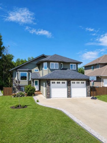 42 Riverstone Road  Whitecourt, AB T7S 0E5