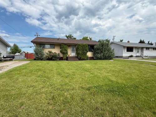 107 Fraser Street  Hinton, AB T7V 1B7