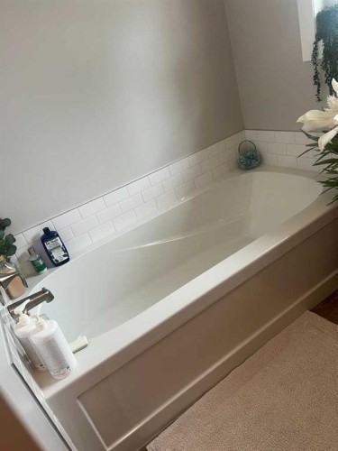 807 8A Street, Fox Creek, AB 