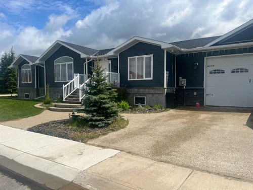 807 8A Street, Fox Creek, AB 