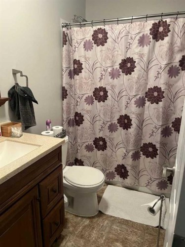 807 8A Street, Fox Creek, AB 
