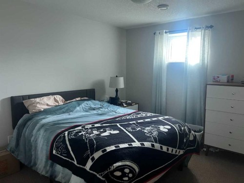807 8A Street, Fox Creek, AB 