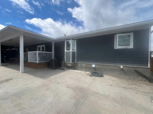 807 8A Street, Fox Creek, AB 