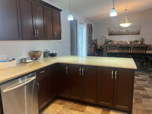 807 8A Street, Fox Creek, AB 