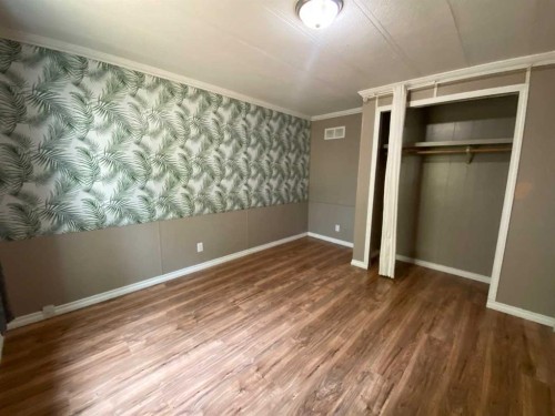 70-810 56 Street, Edson, AB 