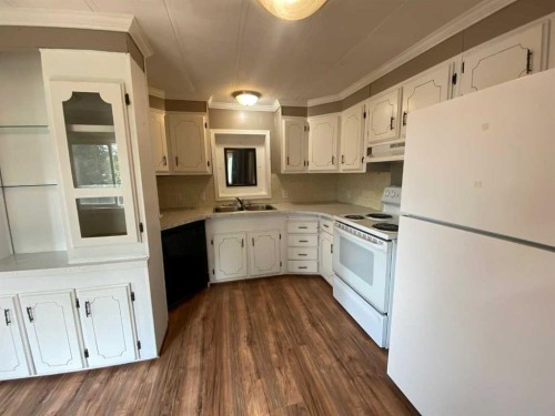 70-810 56 Street, Edson, AB 