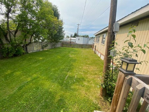 70-810 56 Street, Edson, AB 