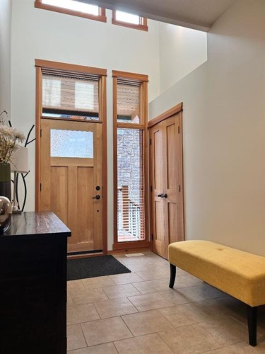 5102-101E Stewart Creek Landing, Canmore, AB - Indoor Photo Showing Other Room