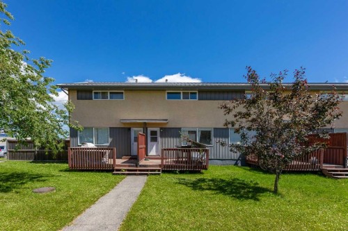 25-126 Hardisty Avenue  Hinton, AB T7V 1B6