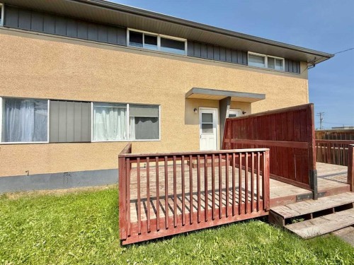 12-126 Hardisty Avenue  Hinton, AB T7V 1B6