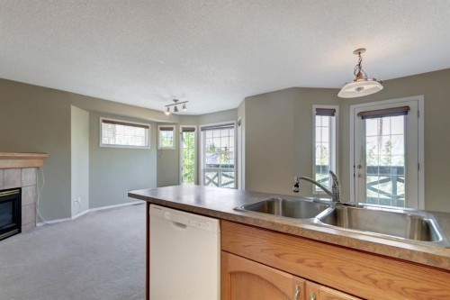 3-823 Wilson Way, Canmore, AB 