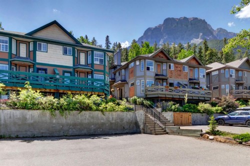 3-823 Wilson Way  Canmore, AB T1W 2Y8