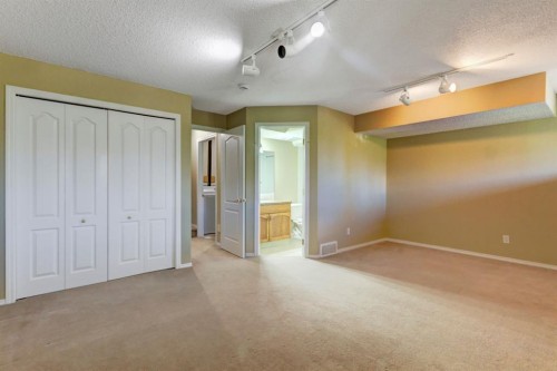 3-823 Wilson Way, Canmore, AB 