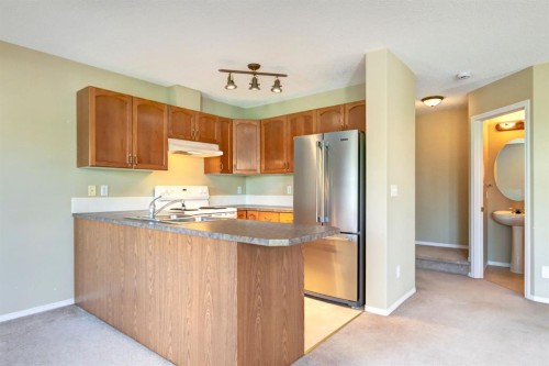3-823 Wilson Way, Canmore, AB 