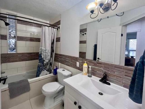 129 Huisman Crescent, Hinton, AB 