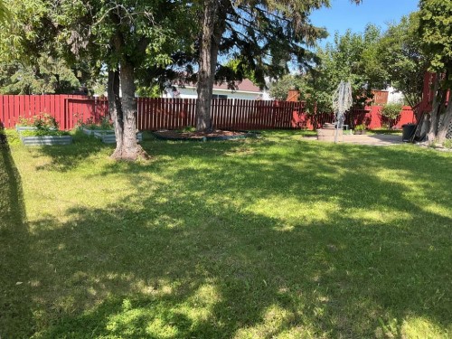 38 Kimzey Crossing, Whitecourt, AB - Outdoor
