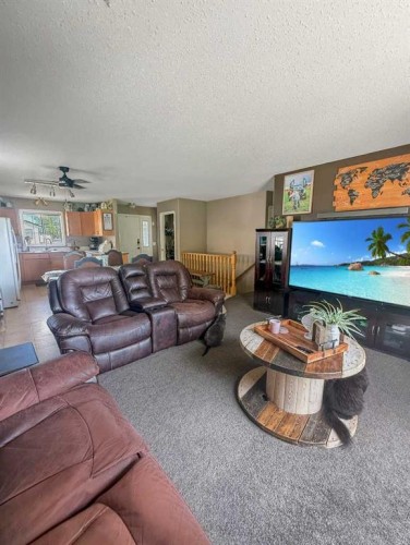 54 Olson Crescent, Whitecourt, AB - Indoor Photo Showing Living Room