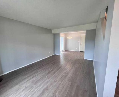 132 Maurer Drive, Hinton, AB 
