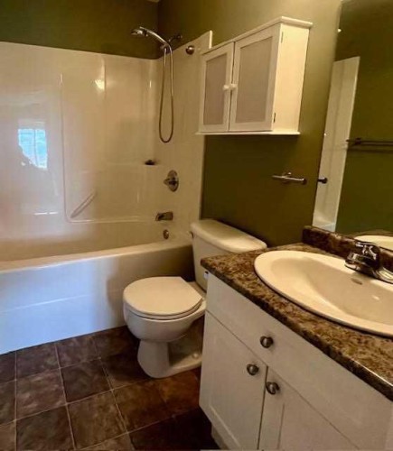 132 Maurer Drive, Hinton, AB 