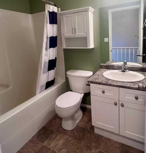 132 Maurer Drive, Hinton, AB 