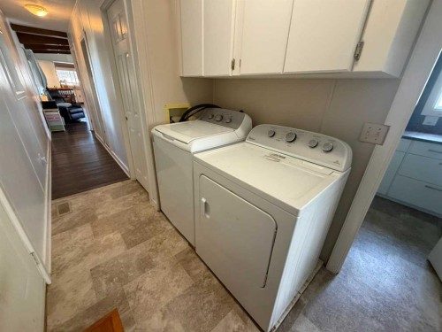 107-810 56, Edson, AB 