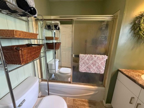 107-810 56, Edson, AB 