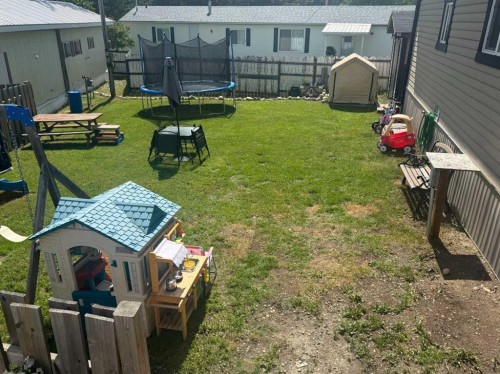 107-810 56, Edson, AB 