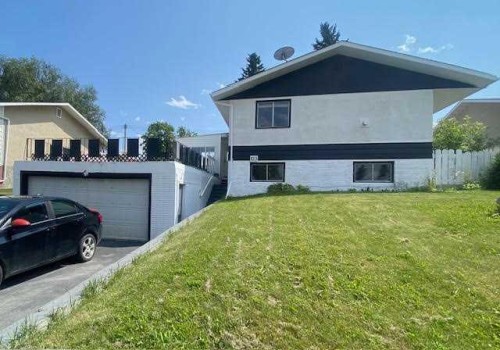 123 Bliss Avenue, Hinton, AB 
