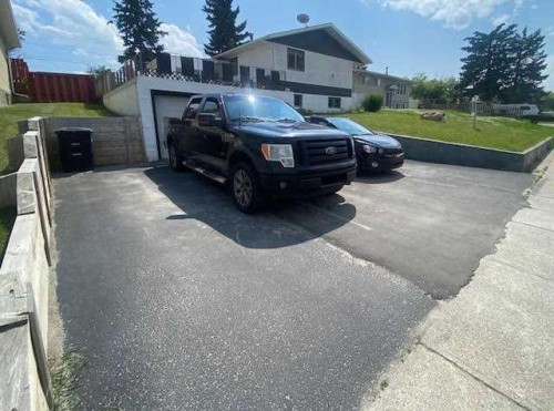 123 Bliss Avenue, Hinton, AB 