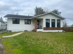 806 7 A Street  Fox Creek, AB T0H 1P0