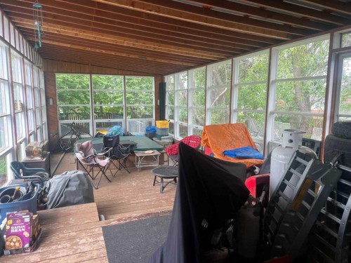 806 7 A Street, Fox Creek, AB 