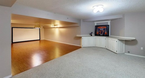 5245 16 Avenue, Edson, AB 