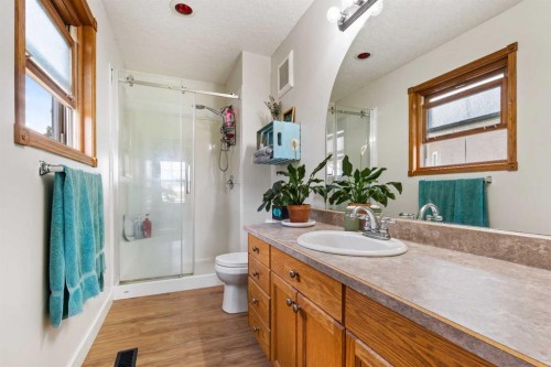 6 Park Circle, Whitecourt, AB - Indoor Photo Showing Bathroom