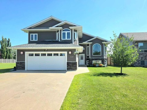 409 13 Street Se, Slave Lake, AB - Outdoor With Facade