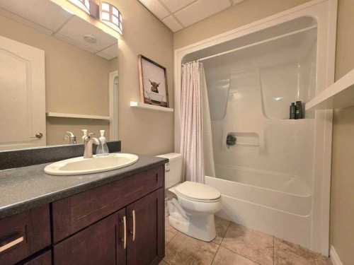 409 13 Street Se, Slave Lake, AB - Indoor Photo Showing Bathroom