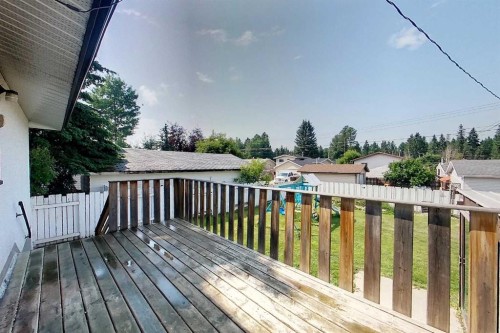 4346 9Th Avenue, Edson, AB - Outdoor With Deck Patio Veranda