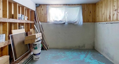 4346 9Th Avenue, Edson, AB - Indoor Photo Showing Other Room