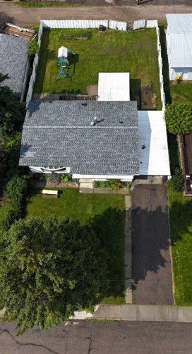 4346 9Th Avenue, Edson, AB - Outdoor