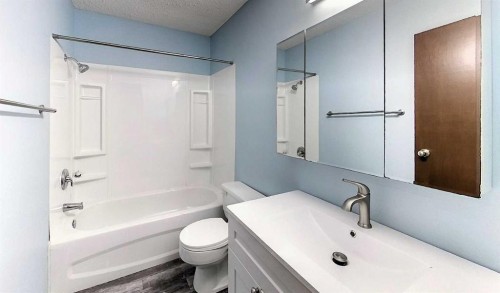 5415 15 Avenue, Edson, AB 