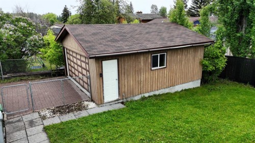 5415 15 Avenue, Edson, AB 