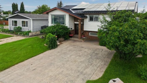 25 Wedow Drive, Whitecourt, AB - Outdoor