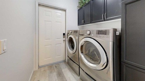 27 Patterson Place, Whitecourt, AB - Indoor Photo Showing Laundry Room